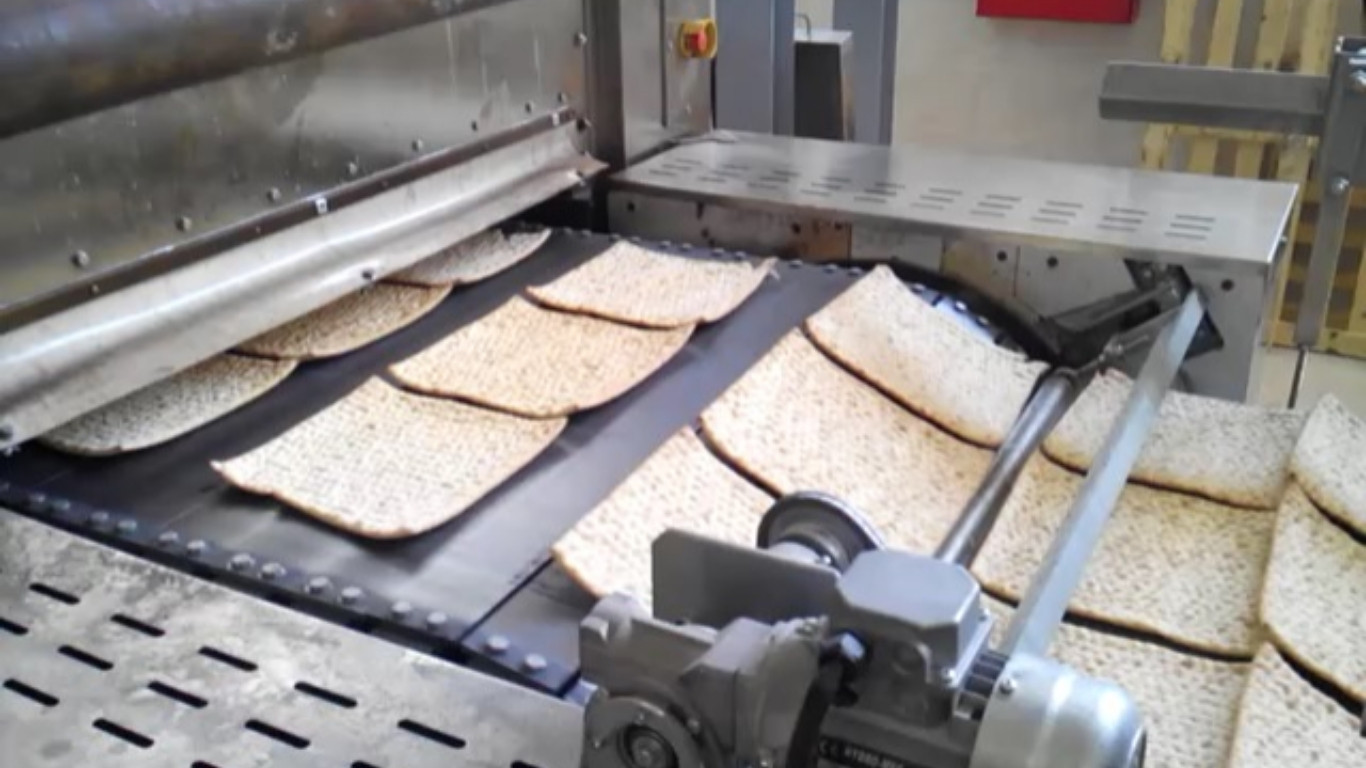 steel-plates-oven-conveying_Beroven